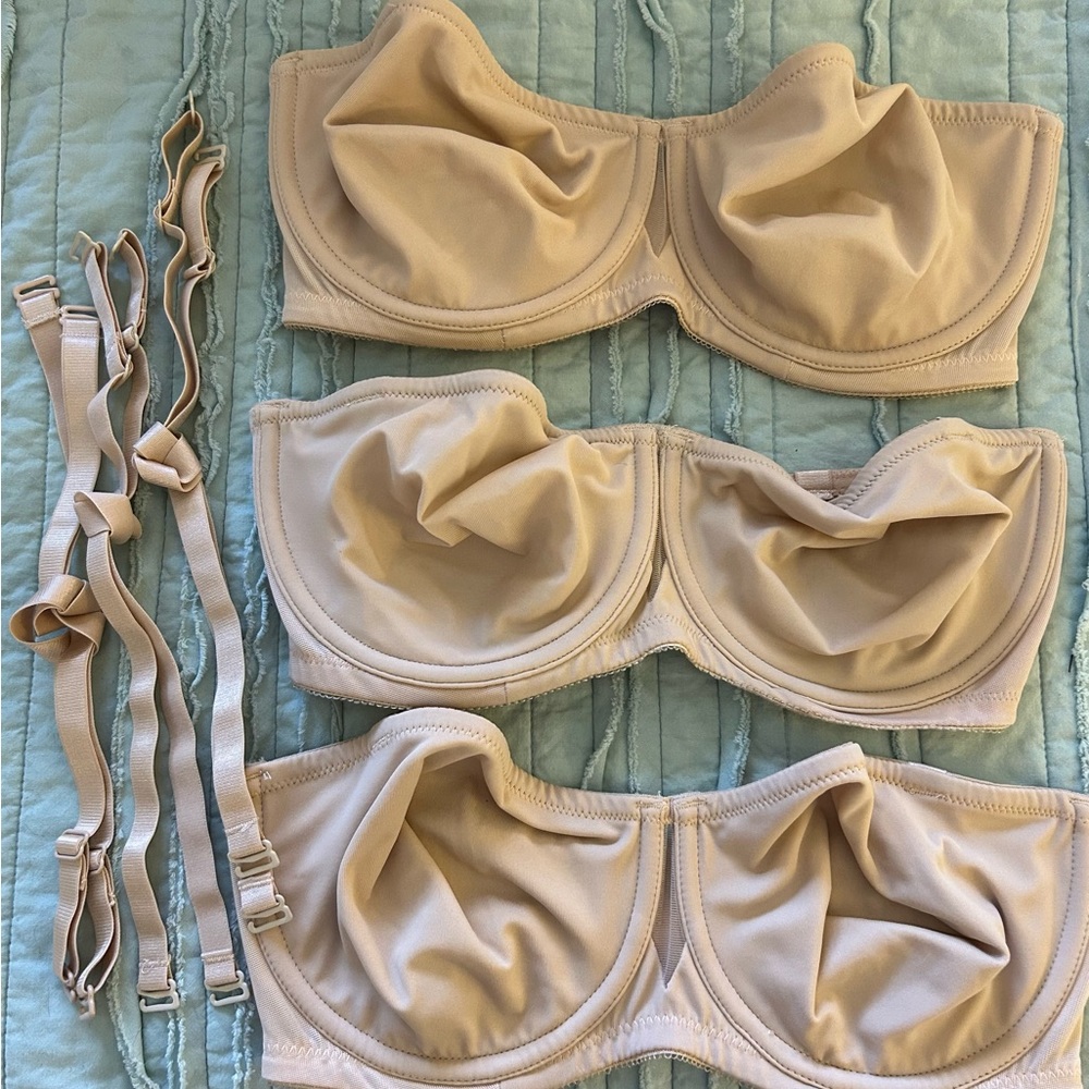 LOT of 3 Delimira Strapless Unlined Bra 32DD New and Barely Used!!